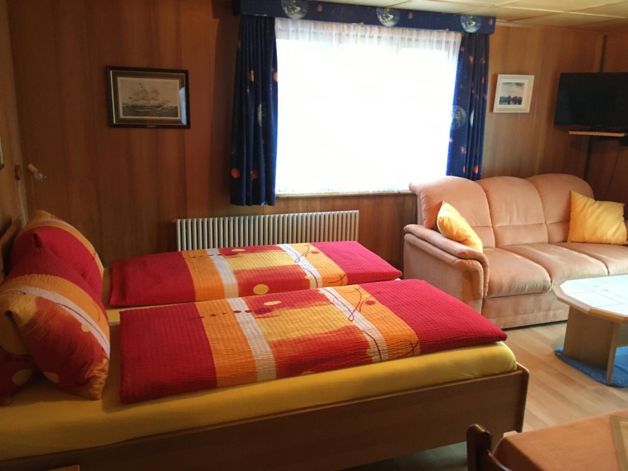 Hotel Haus Muehlebach Ernen Екстер'єр фото